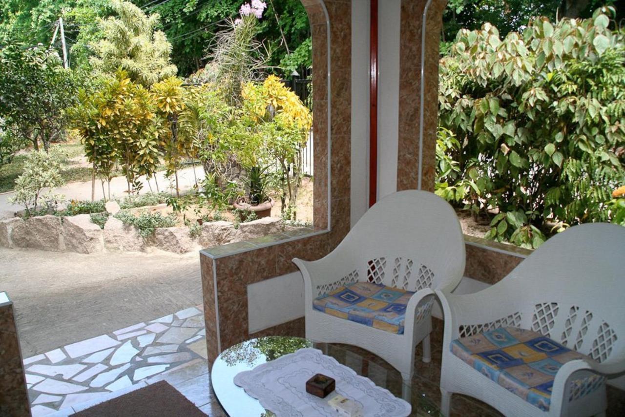 Rising Sun Guesthouse La Digue Eksteriør bilde