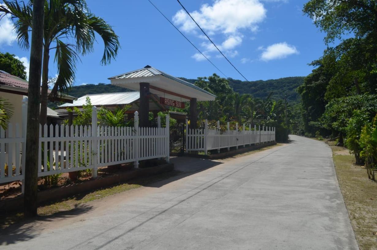 Rising Sun Guesthouse La Digue Eksteriør bilde