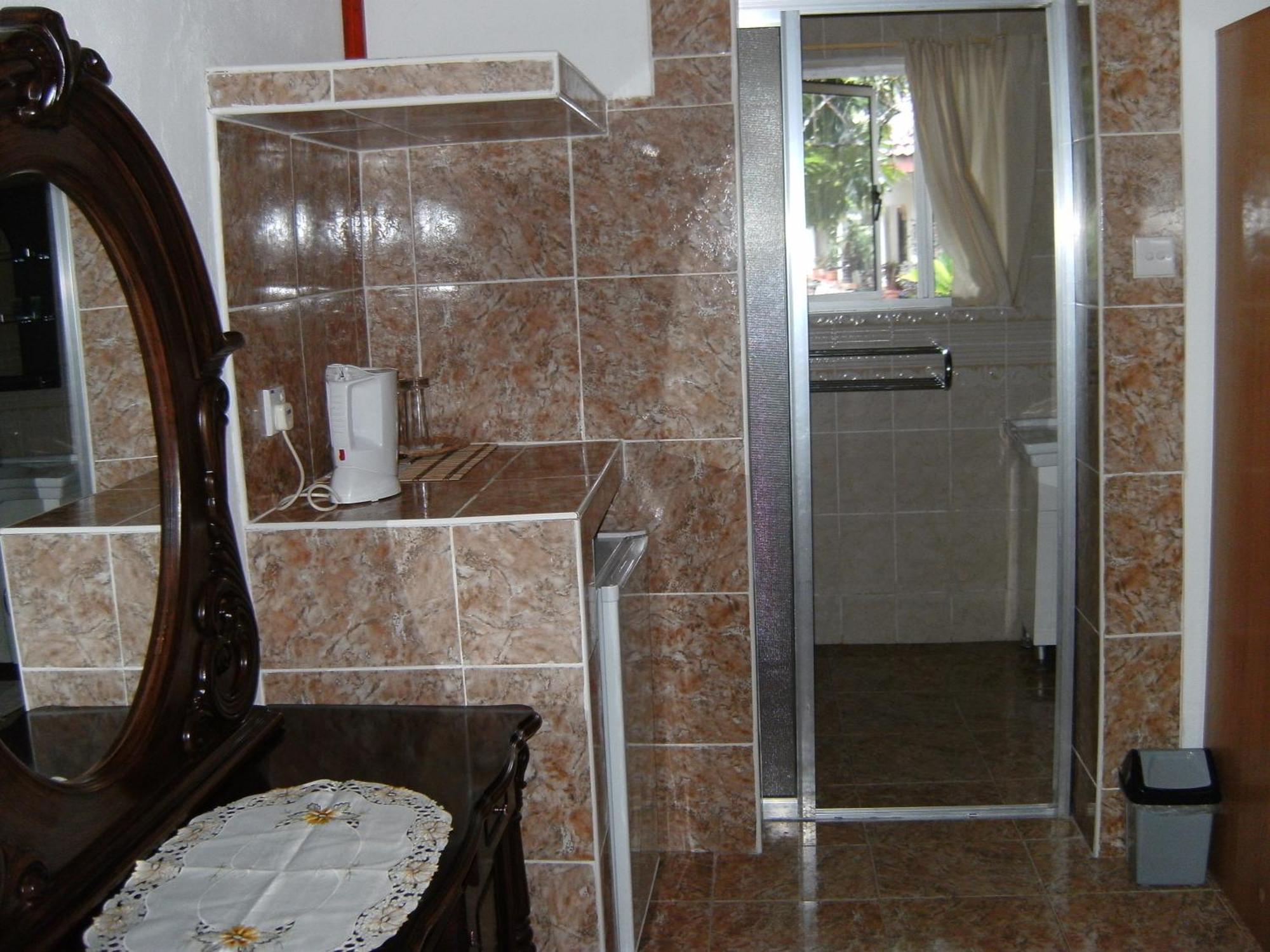 Rising Sun Guesthouse La Digue Rom bilde